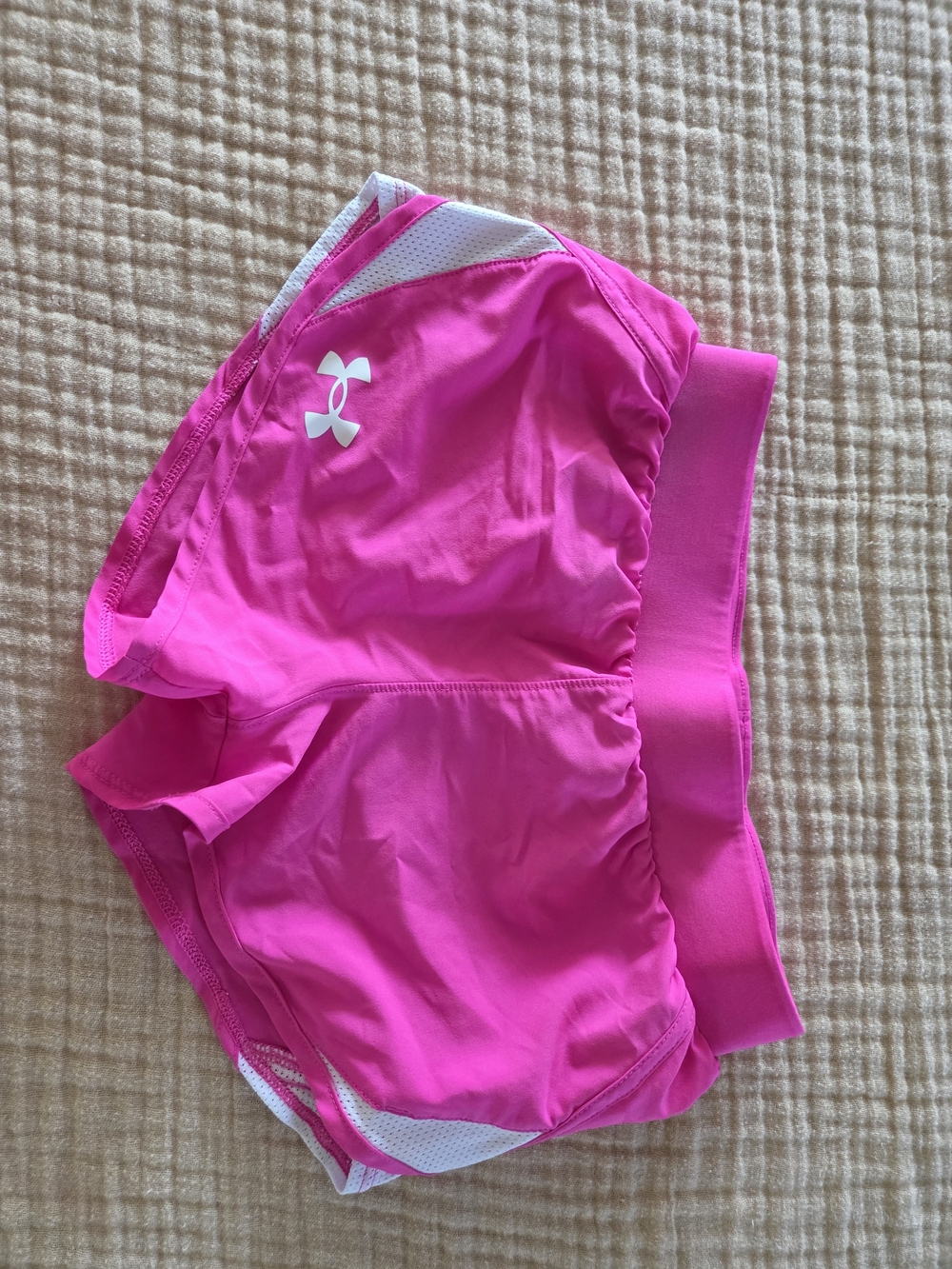 Under Armour Hot Pink Girls' Athletic Shorts - Youth Small